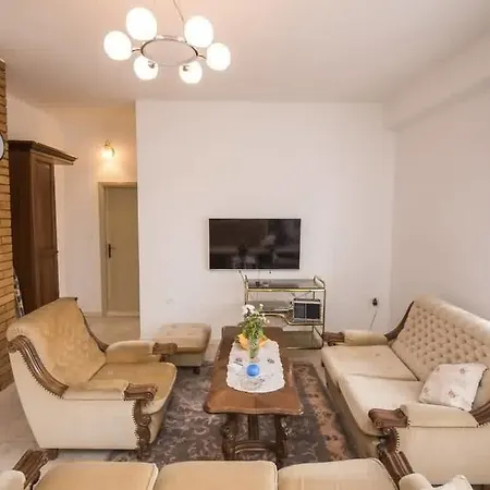 Sasa Apartment
