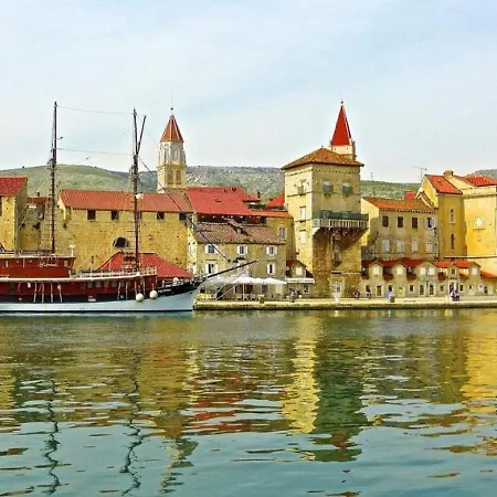 Sasa * Kastela